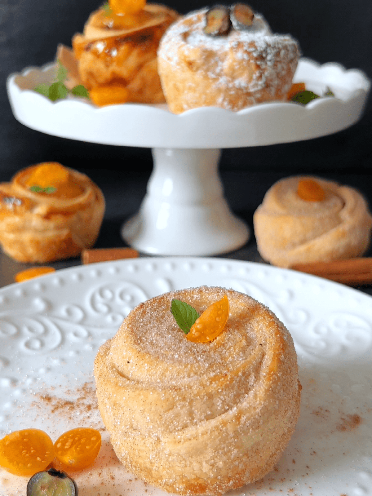 En Cruffin på en Tallerken