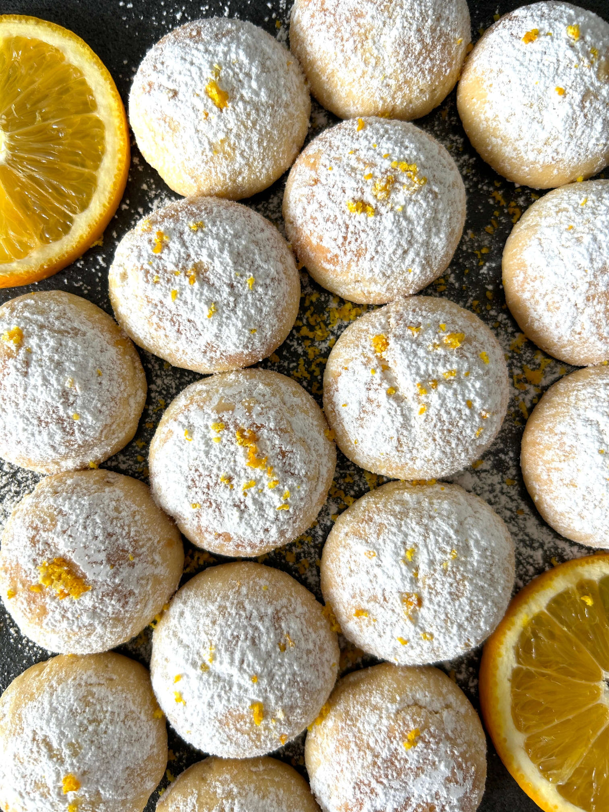 Appelsiinipallot tomusokerilla