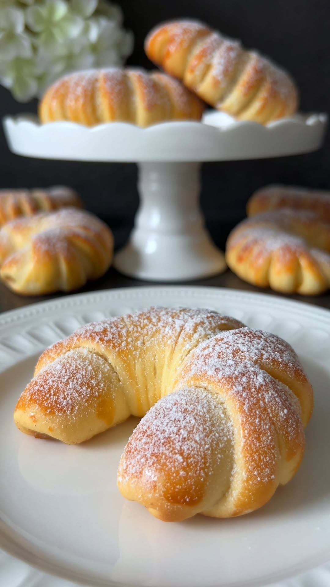 Apple Crescents von Food with Style, fertig angerichtet