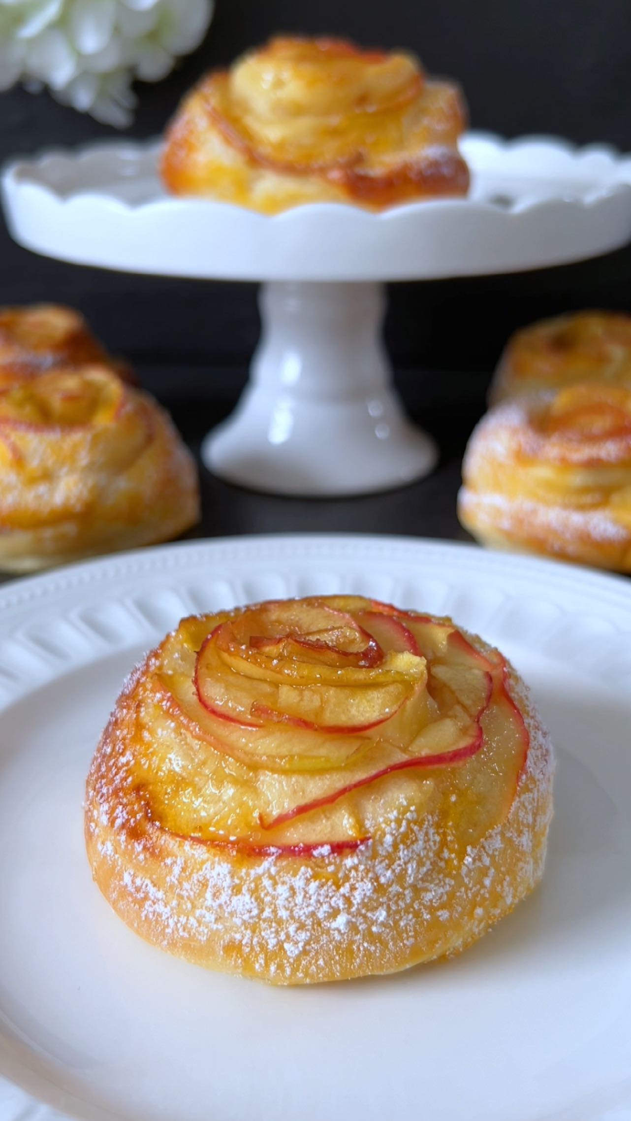 Apple Buns