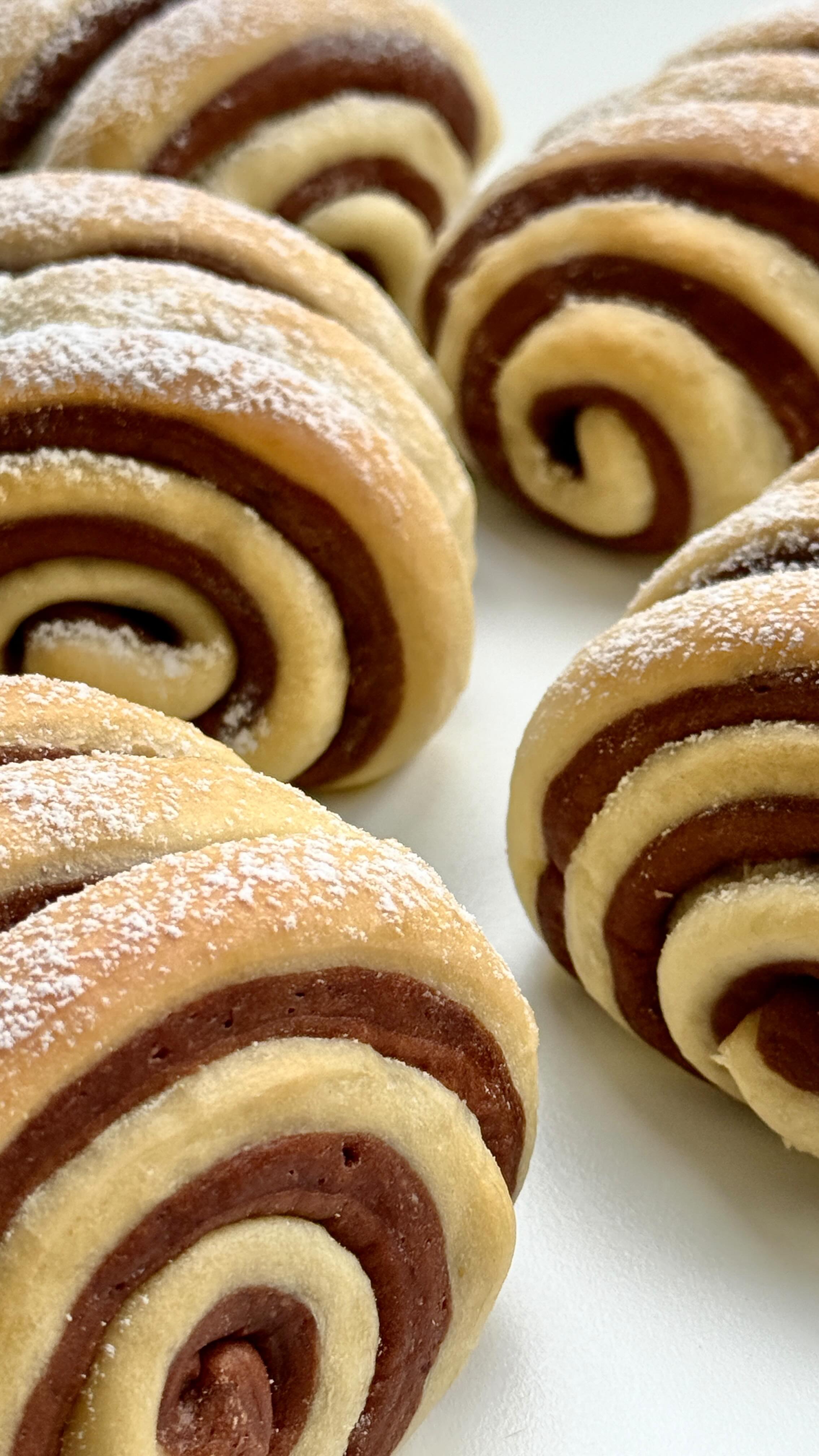 Brioches Marbrées von Food with Style, fertig angerichtet