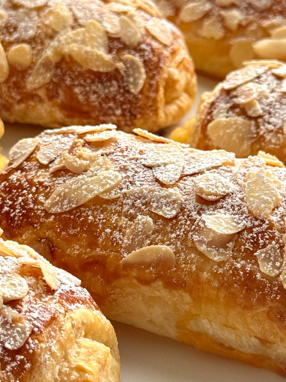 Custard Rolls von Food with Style, fertig angerichtet