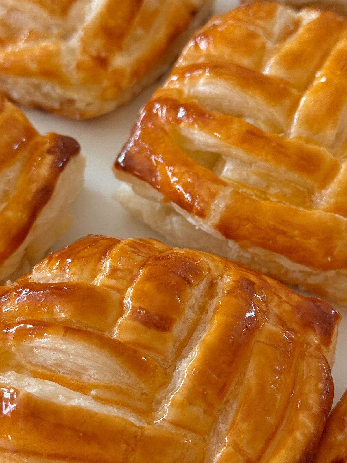 Apple Pastry von Food with Style, fertig angerichtet
