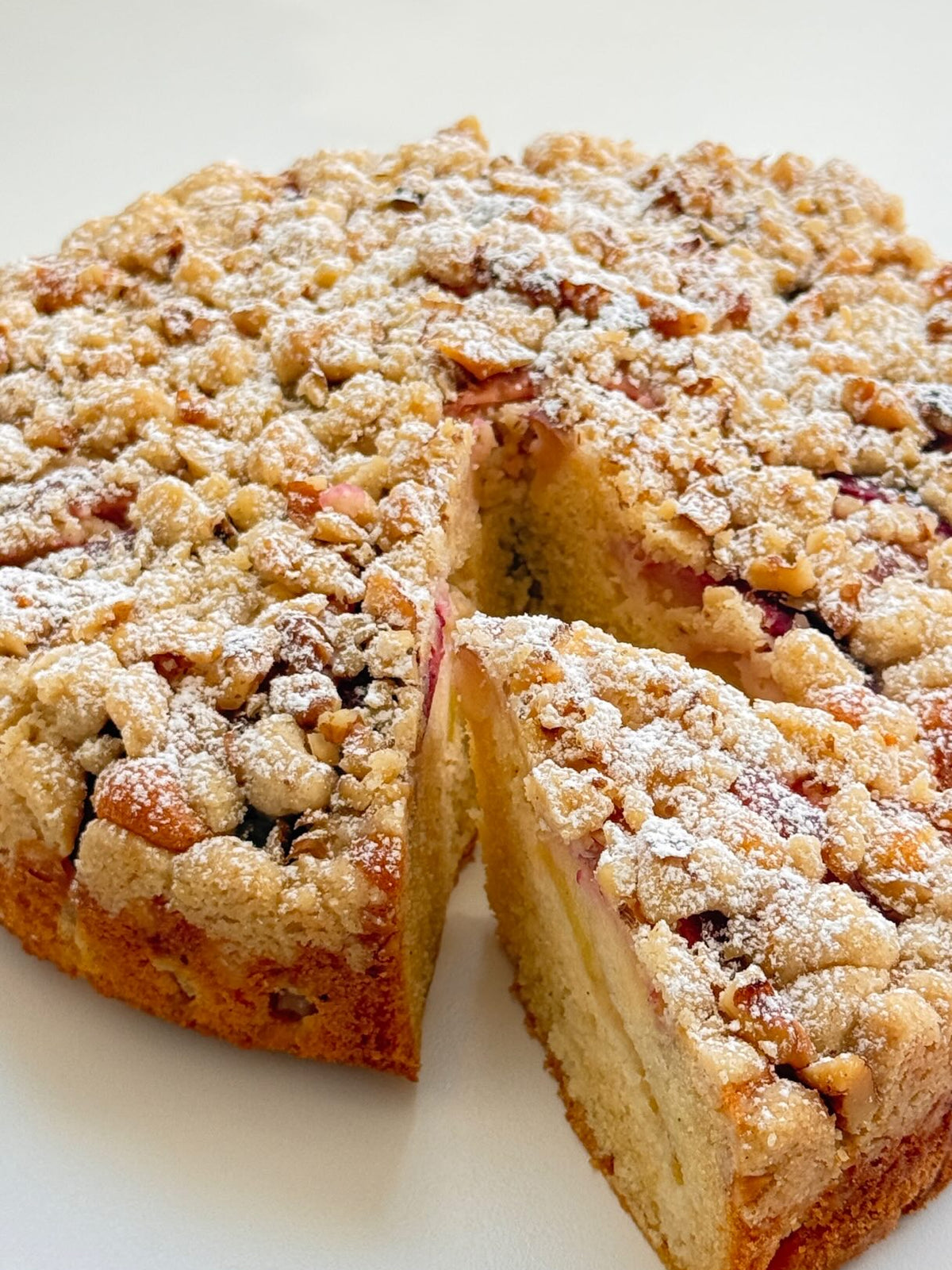 Bohemian Apple Cake von Food with Style, fertig angerichtet