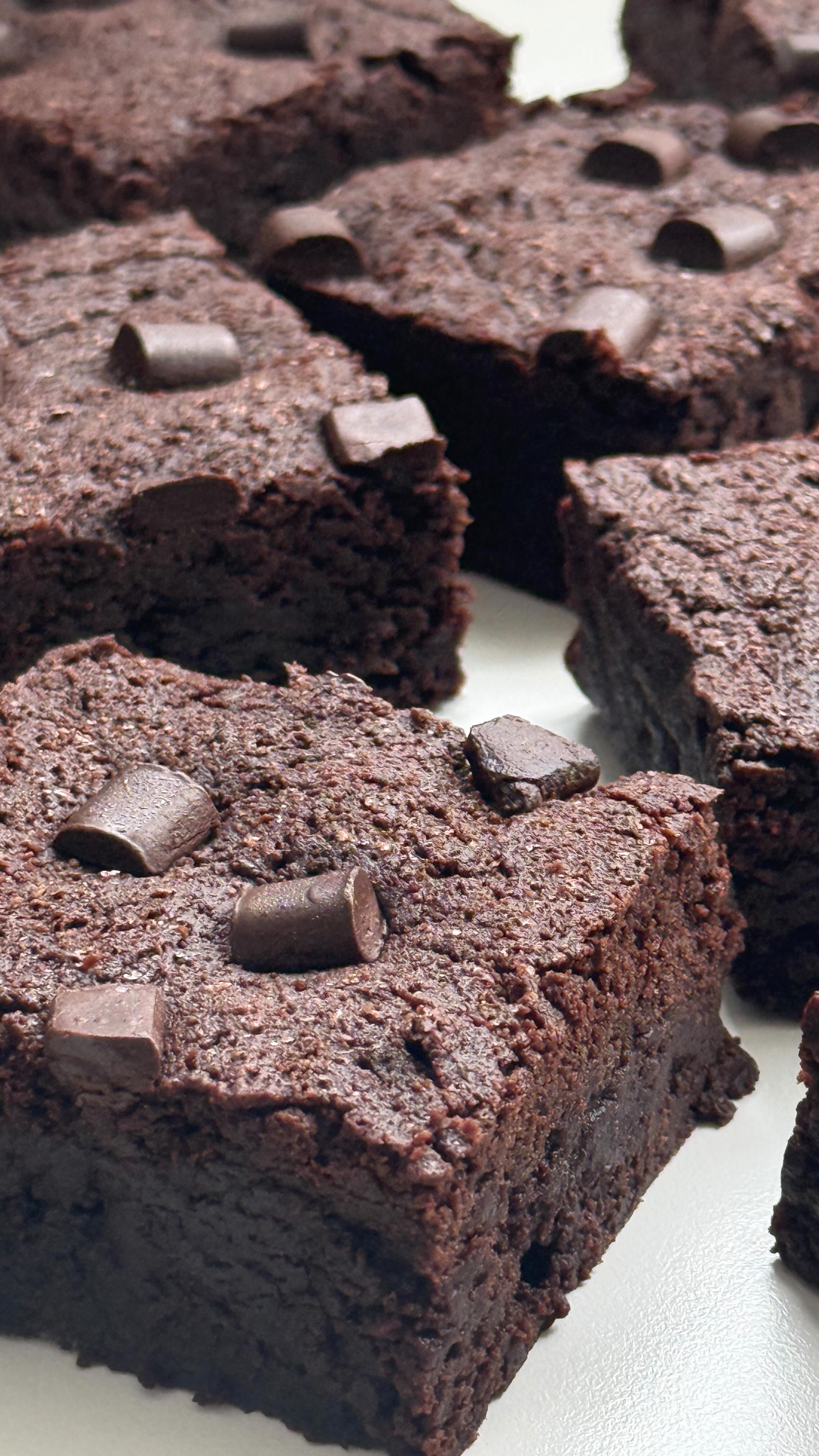Delicious Brownies von Food with Style, fertig angerichtet