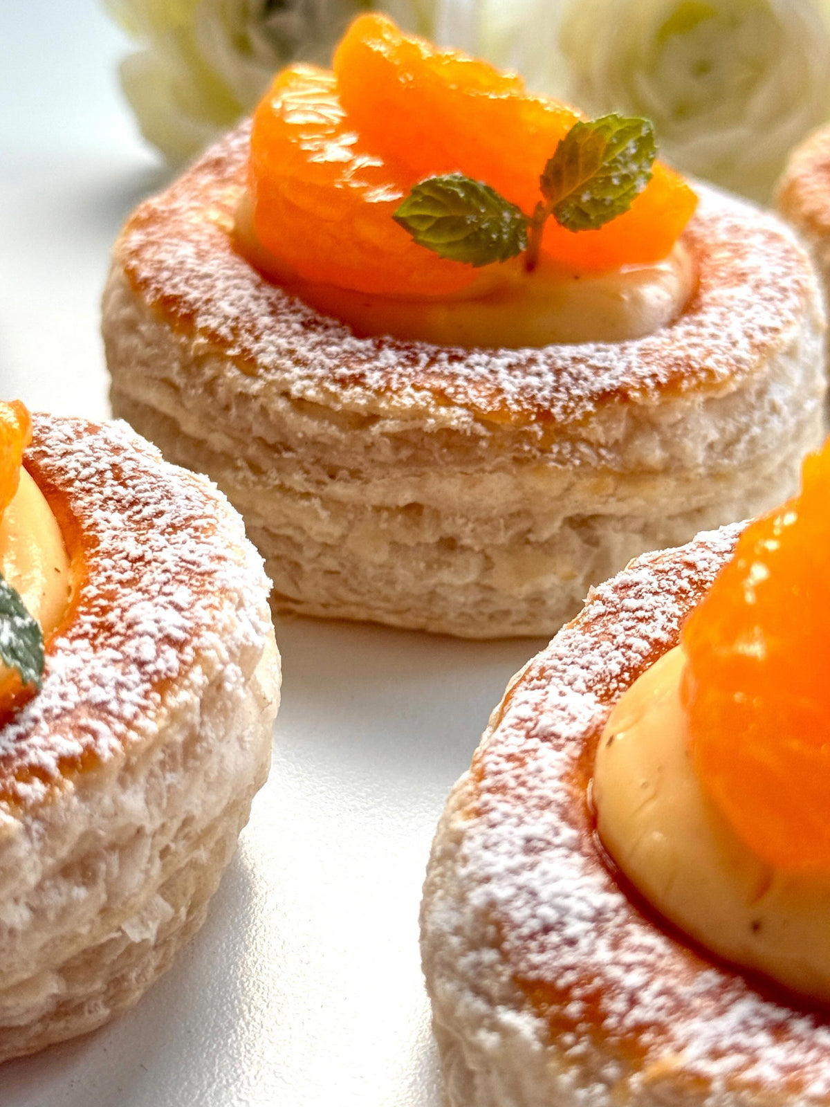 Mandarin Pastry von Food with Style, fertig angerichtet