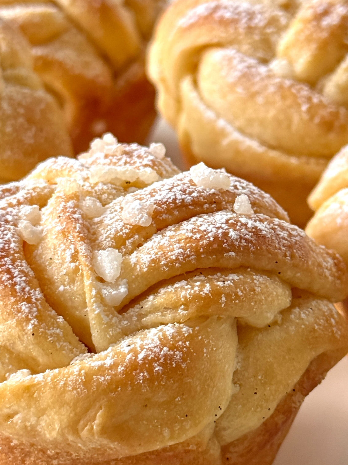 Vanilla Sugar Knots von Food with Style, fertig angerichtet