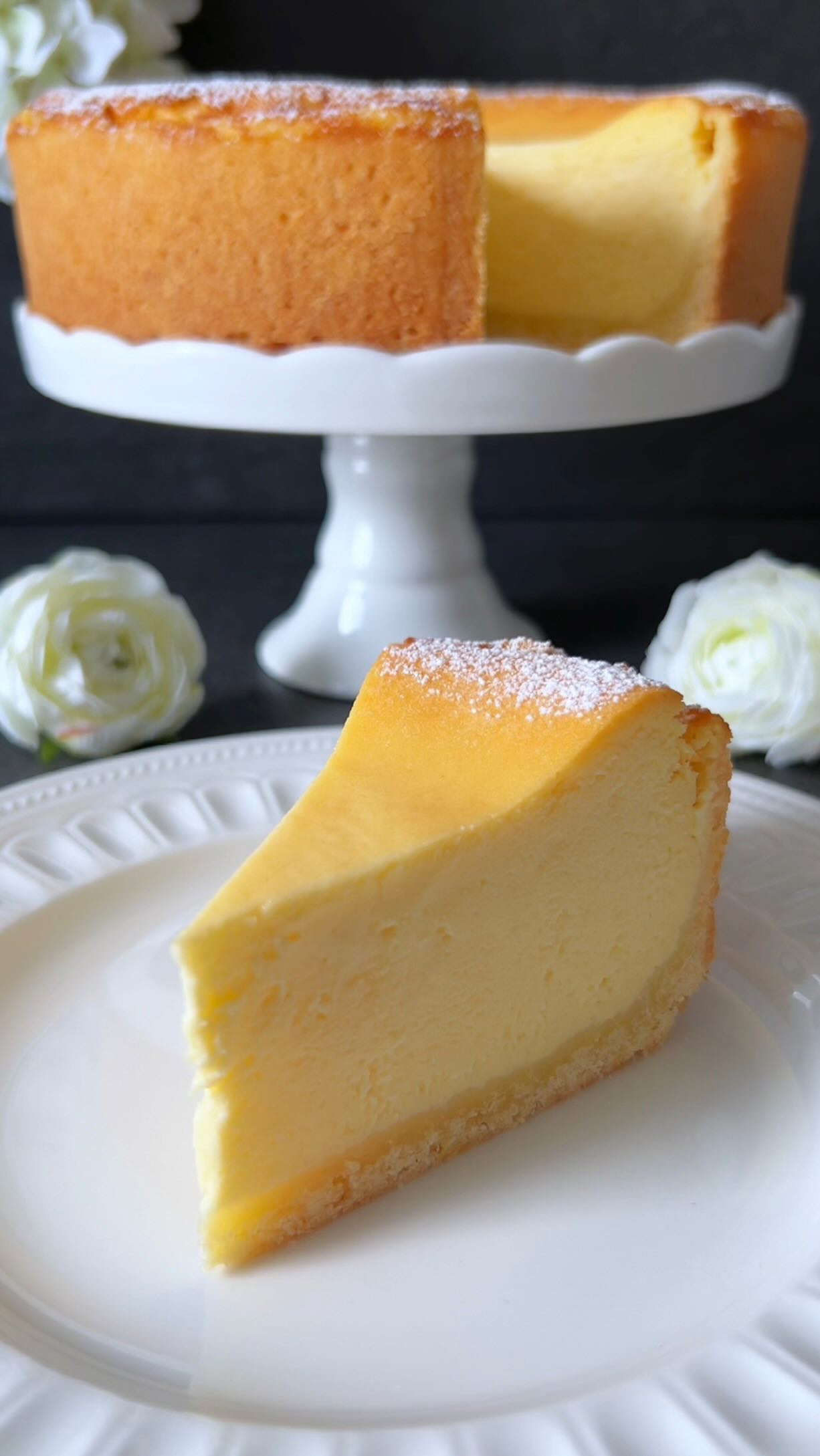 Käsekuchen von Food with Style, fertig angerichtet