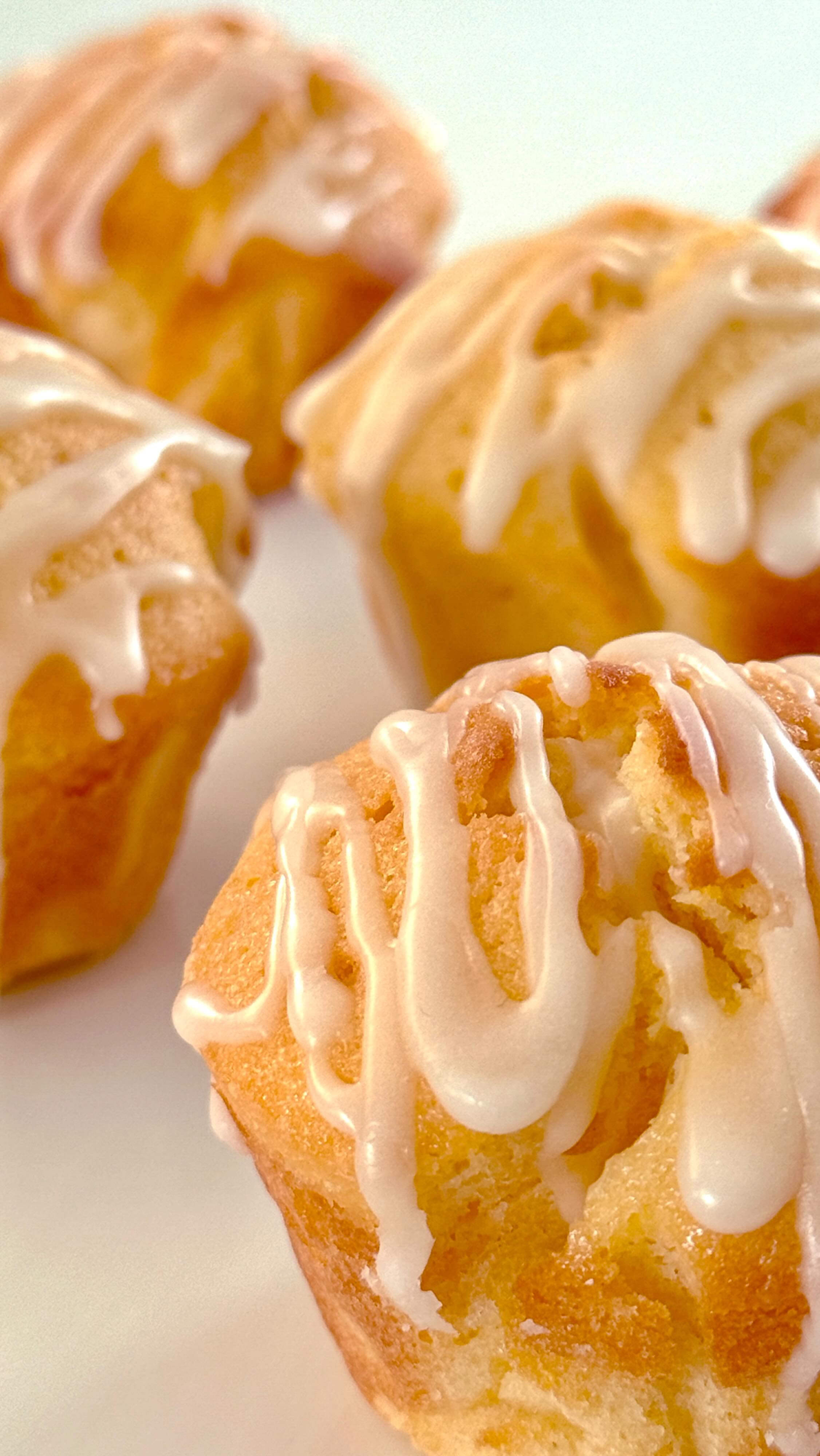 Lemon Muffins von Food with Style, fertig angerichtet