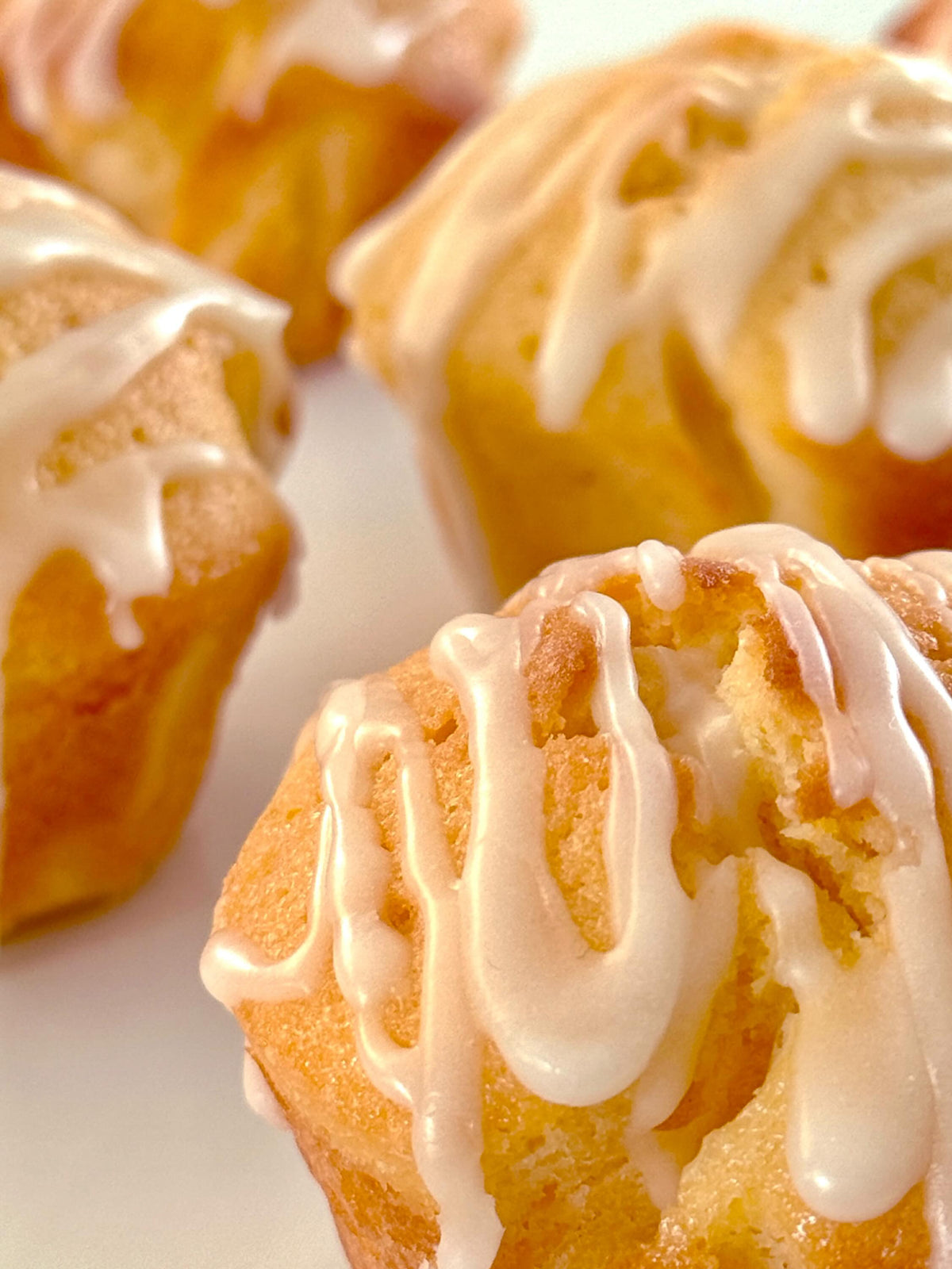 Lemon Muffins von Food with Style, fertig angerichtet