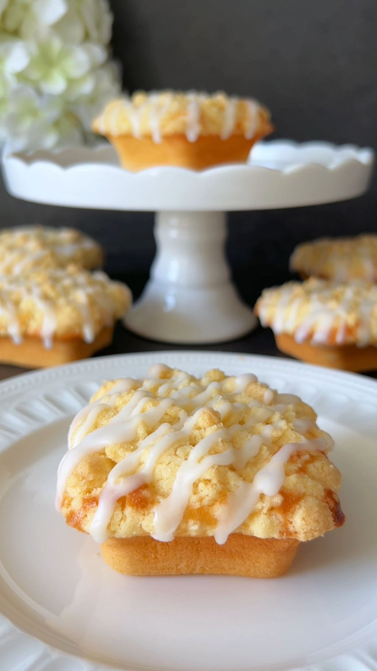 Lemon Streusel Cakes Recipe