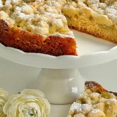 Rhubarb Crumble Cake Recipe