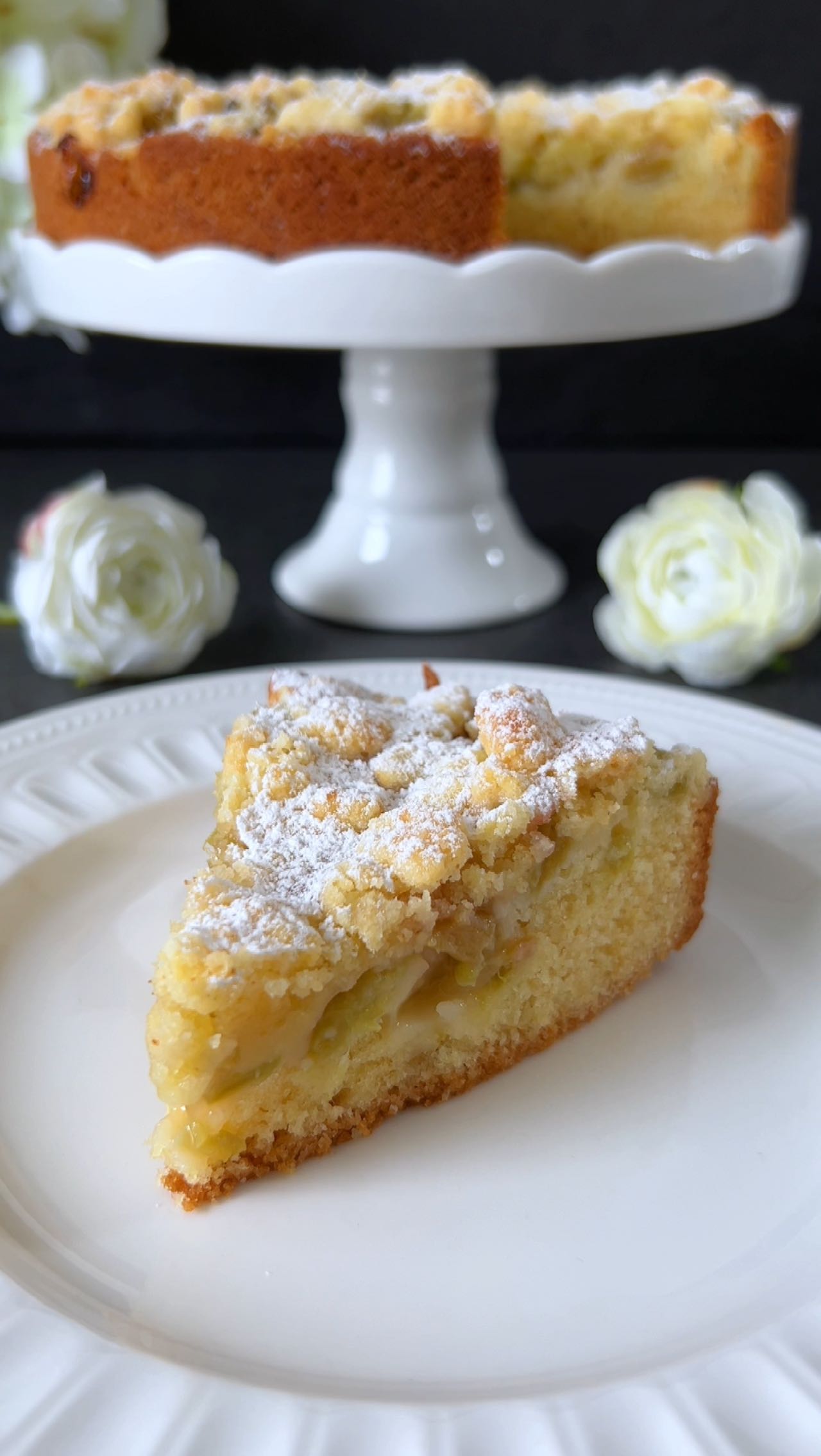Rhubarb Crumble Cake Recipe