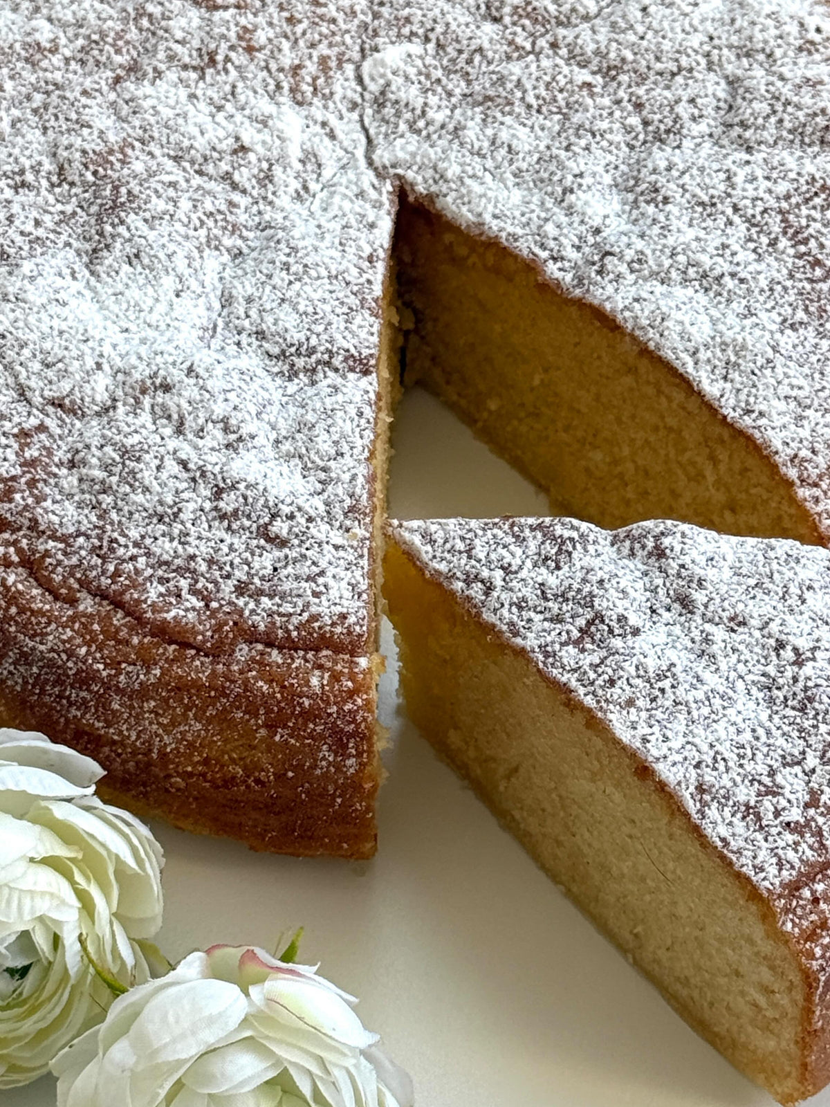 Torta al latte caldo von Food with Style, fertig angerichtet