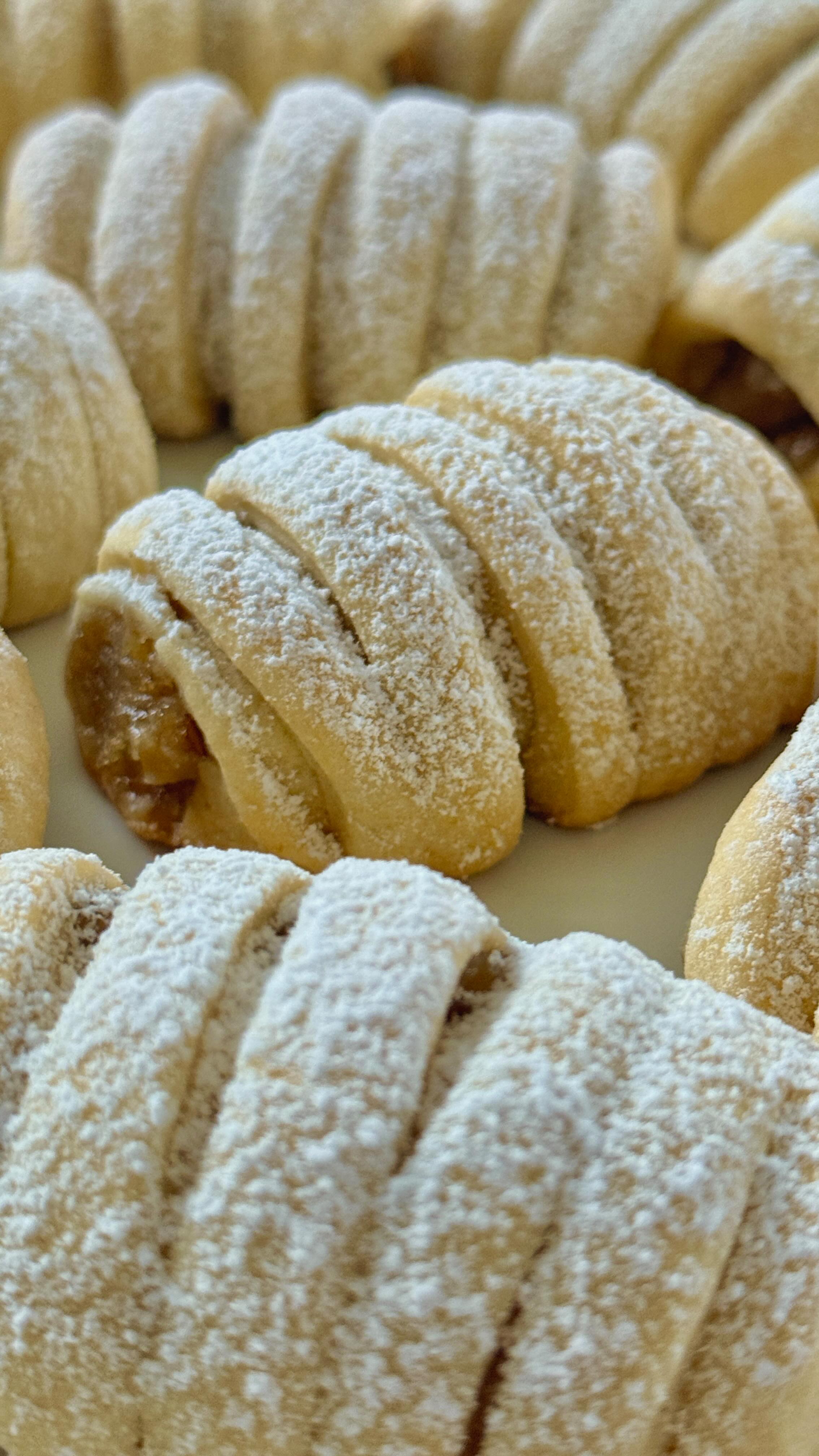 Turkish Apple Pastries Recipe