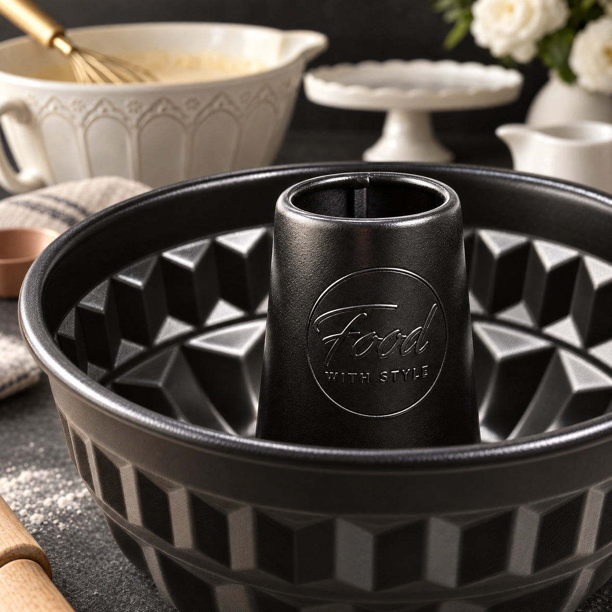Food with Style Ring Cake Pan 22 cm