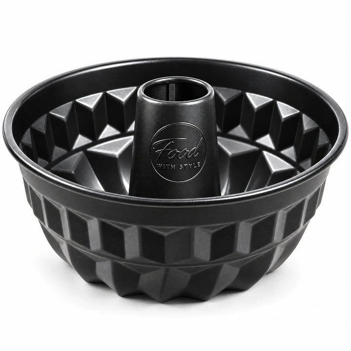 Food with Style ring cake pan 22 cm in black with deep fluting and a central tube